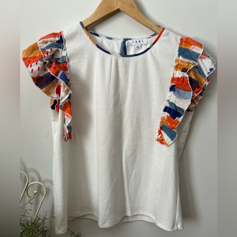 White and Multicoloured THML ruffled sleeve top Sz L